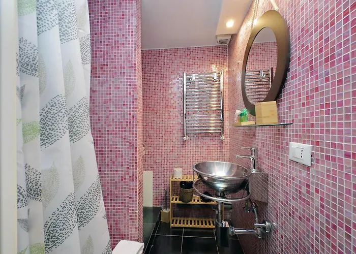 Flatinrome Trastevere 2 - Jacuzzi In Trastevere * Roma